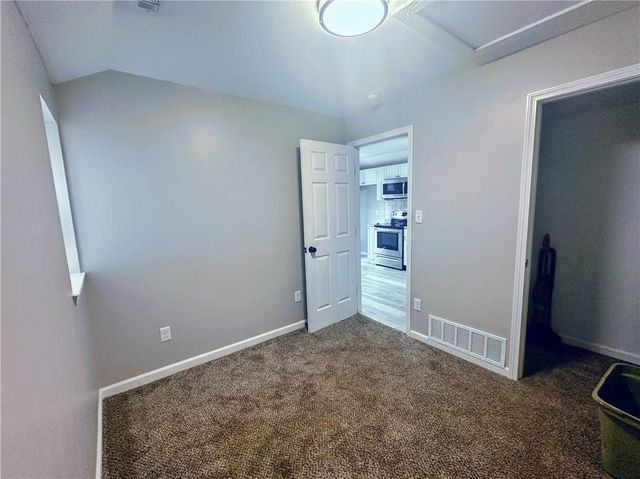 1133 S Haden Street, Independence, MO 64050