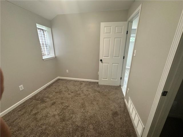1133 S Haden Street, Independence, MO 64050