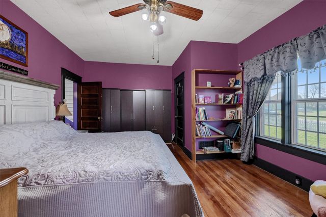 901 N 8th Street, Honey Grove, TX 75446
