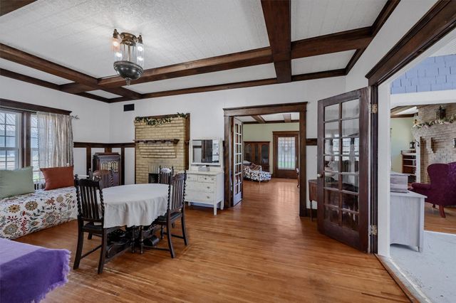 901 N 8th Street, Honey Grove, TX 75446