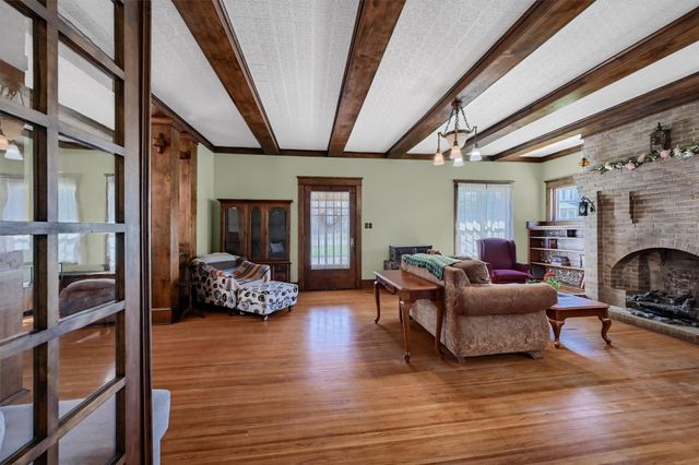 901 N 8th Street, Honey Grove, TX 75446