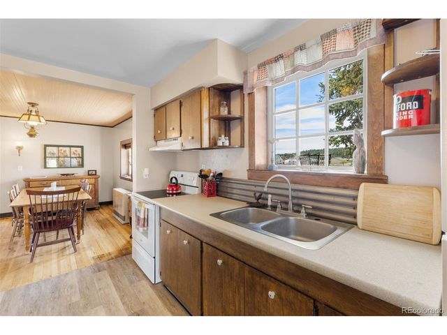 154 Mariposa St, Hartsel, CO 80449