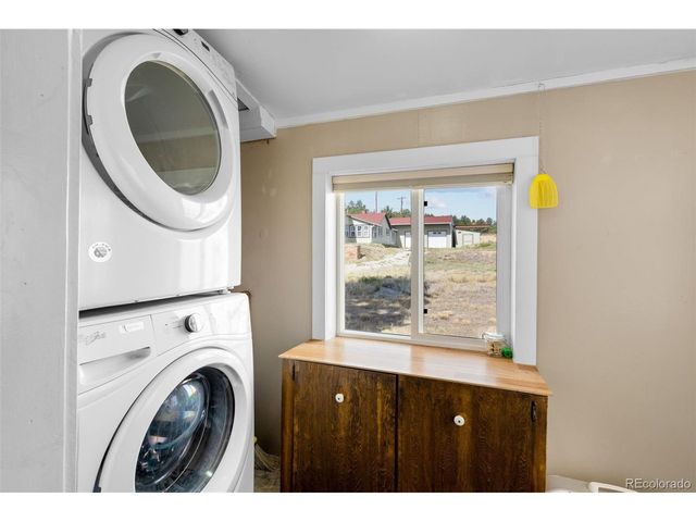 154 Mariposa St, Hartsel, CO 80449