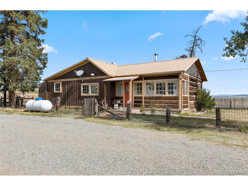 154 Mariposa St, Hartsel, CO 80449