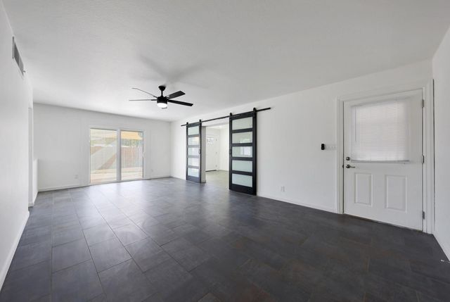 7031 E Loma Land Drive, Scottsdale, AZ 85257