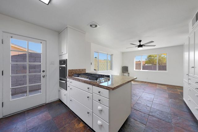 7031 E Loma Land Drive, Scottsdale, AZ 85257