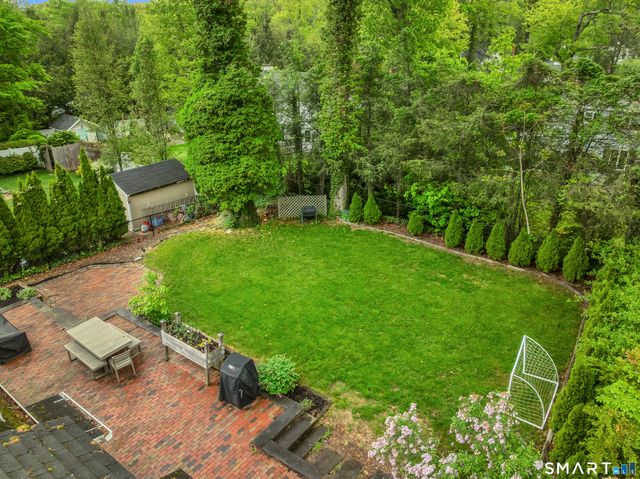 80 Knollwood Road, North Haven, CT 06473