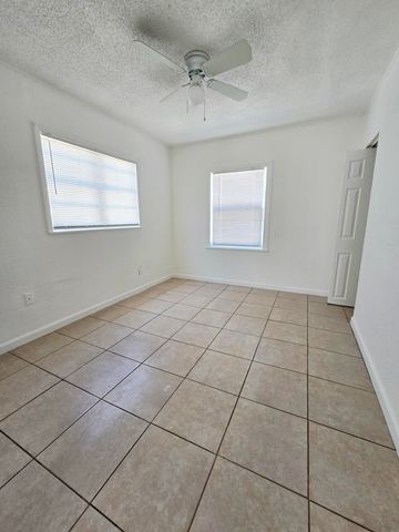 534 21st Street A, West Palm Beach, FL 33407