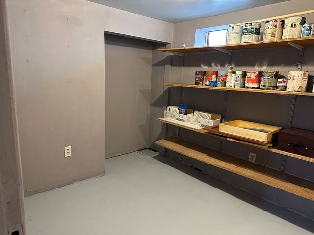 2 Hattie Avenue, Smithfield, RI 02828