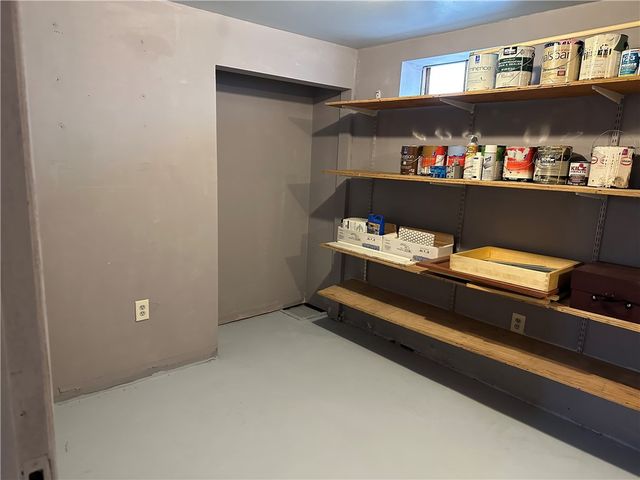 2 Hattie Avenue, Smithfield, RI 02828