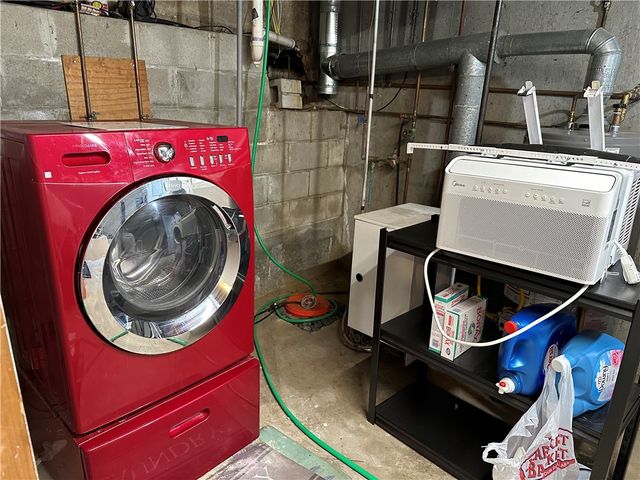 2 Hattie Avenue, Smithfield, RI 02828