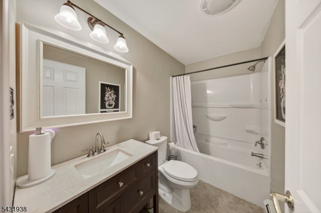 13 Valley Drive N, Vernon Twp., NJ 07418
