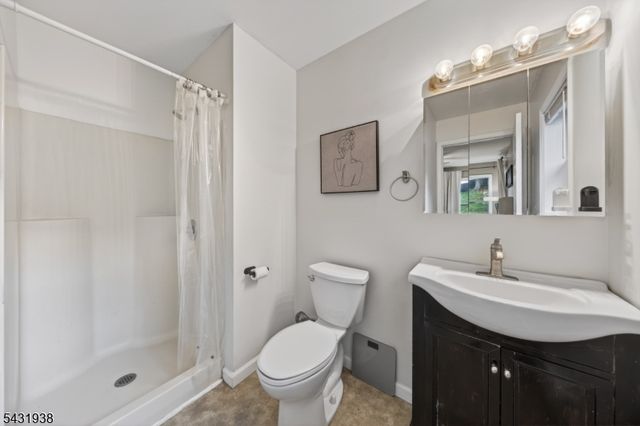 13 Valley Drive N, Vernon Twp., NJ 07418