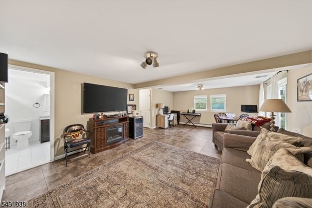 13 Valley Drive N, Vernon Twp., NJ 07418
