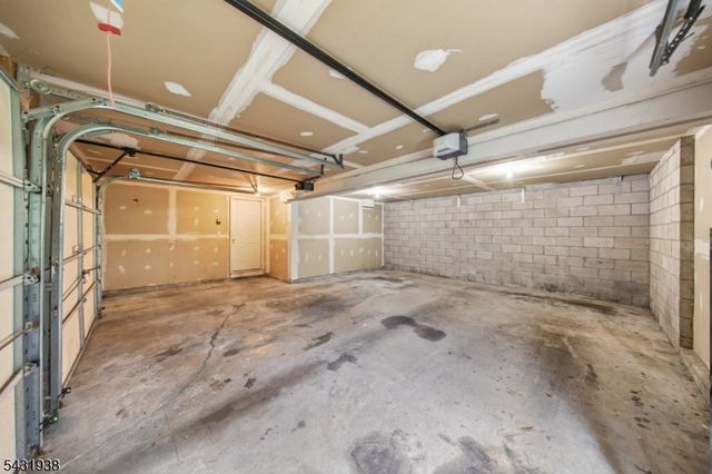 13 Valley Drive N, Vernon Twp., NJ 07418