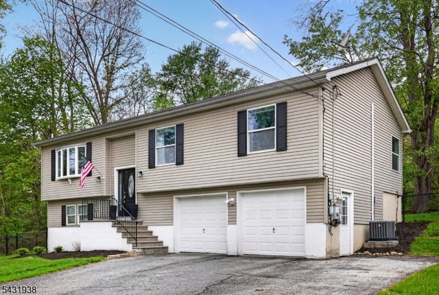 13 Valley Drive N, Vernon Twp., NJ 07418