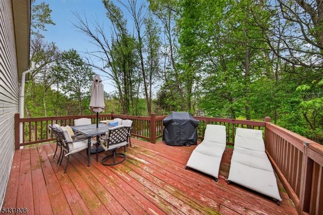 13 Valley Drive N, Vernon Twp., NJ 07418