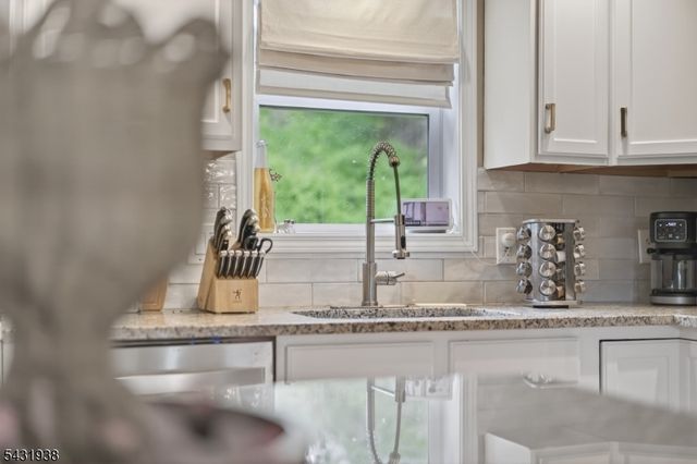 13 Valley Drive N, Vernon Twp., NJ 07418