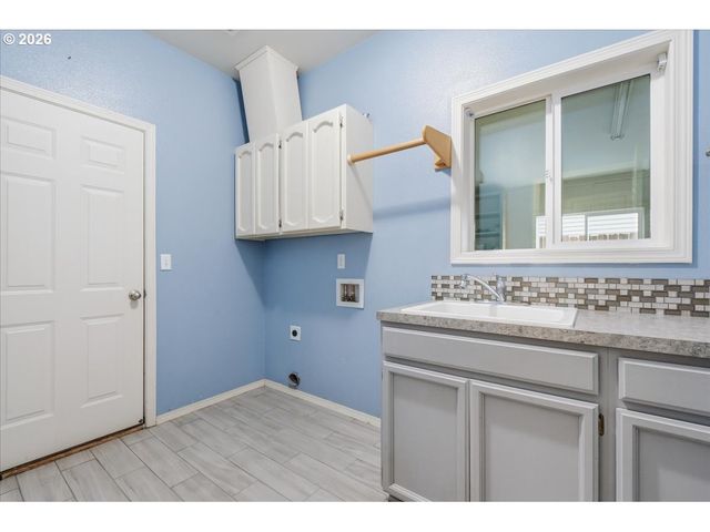 7908 Ne 64TH St, Vancouver, WA 98662