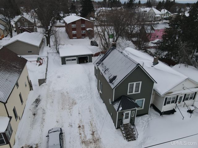 611 Sutherland Street, Ironwood, MI 49938