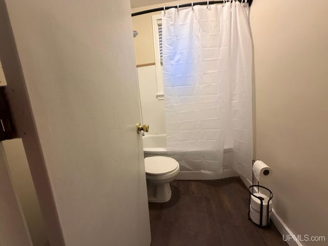 611 Sutherland Street, Ironwood, MI 49938