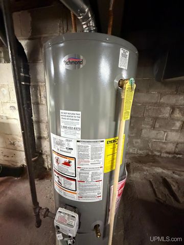 611 Sutherland Street, Ironwood, MI 49938