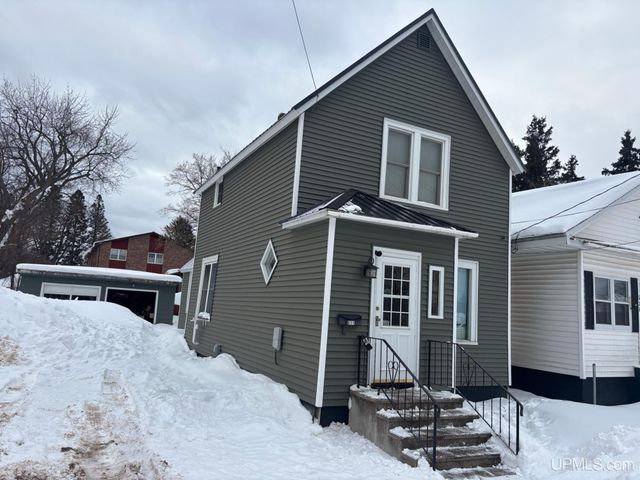 611 Sutherland Street, Ironwood, MI 49938