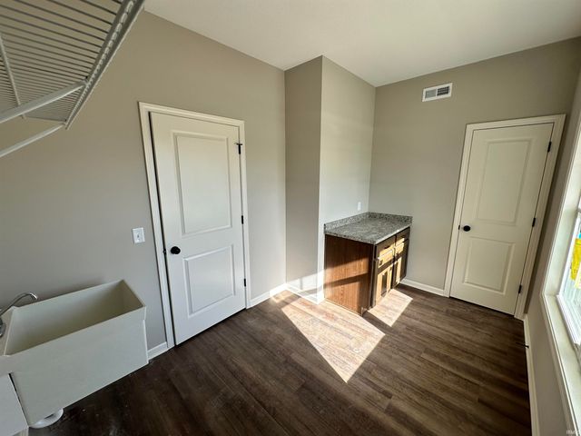 6343 Rockingham Drive, Fort Wayne, IN 46835