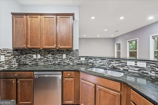 232 Haleys Court, Woodstock, GA 30188