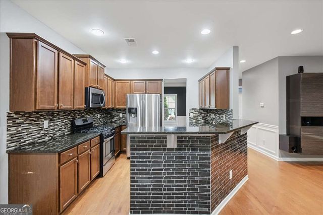 232 Haleys Court, Woodstock, GA 30188
