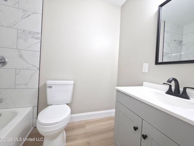 7208 Greenbriar Street, Ocean Springs, MS 39564