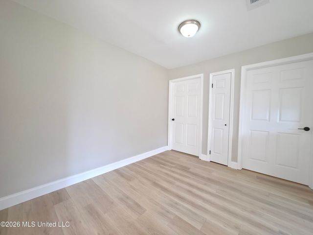 7208 Greenbriar Street, Ocean Springs, MS 39564