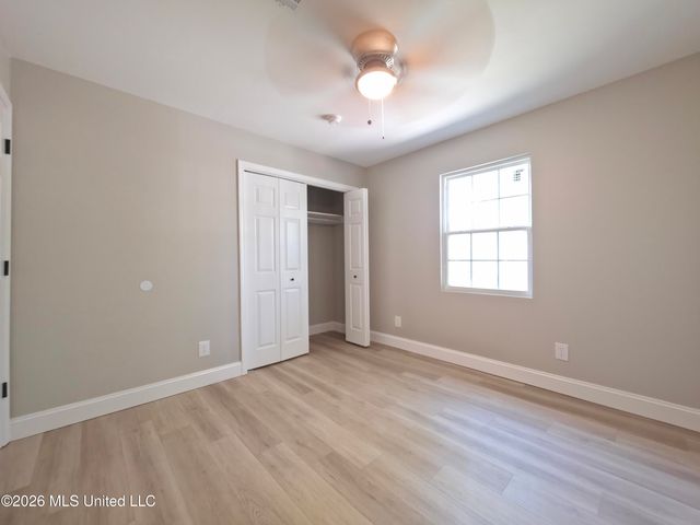 7208 Greenbriar Street, Ocean Springs, MS 39564