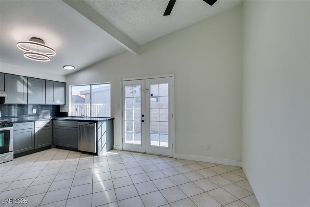 Image 15 of property listing at 3908 Alameda Avenue, Las Vegas, NV 89110