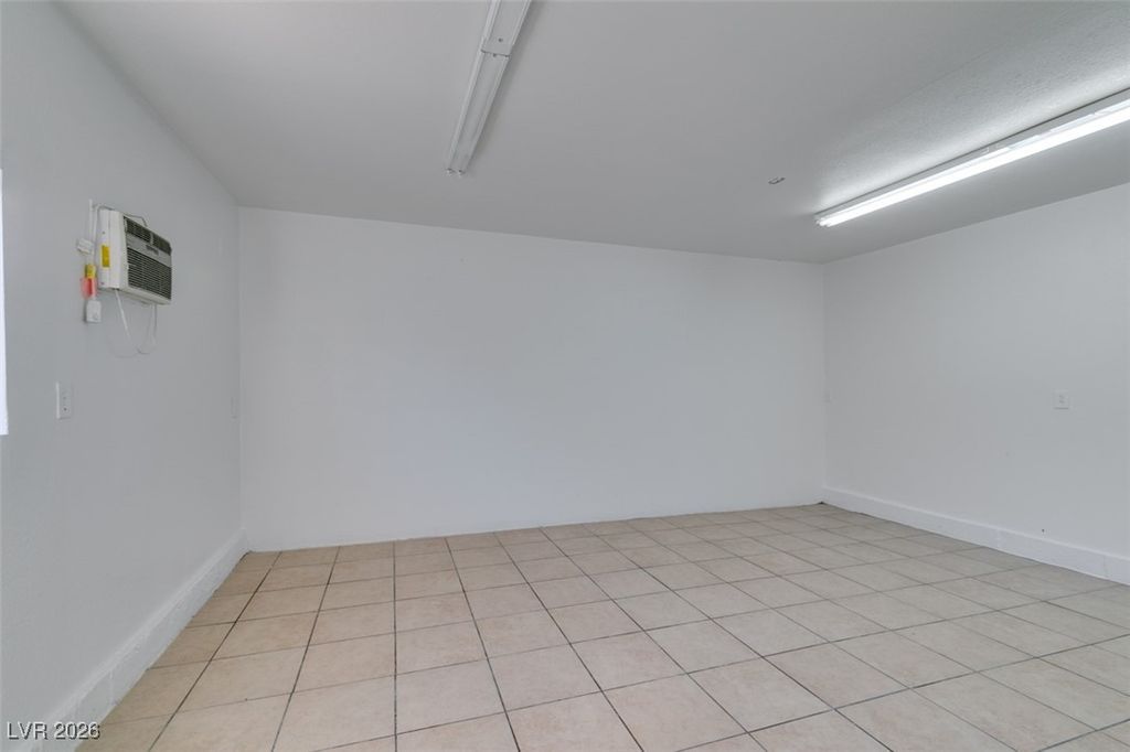 Image 27 of property listing at 3908 Alameda Avenue, Las Vegas, NV 89110