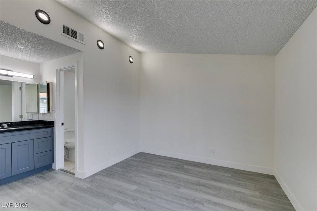 Image 37 of property listing at 3908 Alameda Avenue, Las Vegas, NV 89110