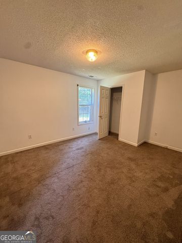 6922 Red Bone Way, Lithonia, GA 30038
