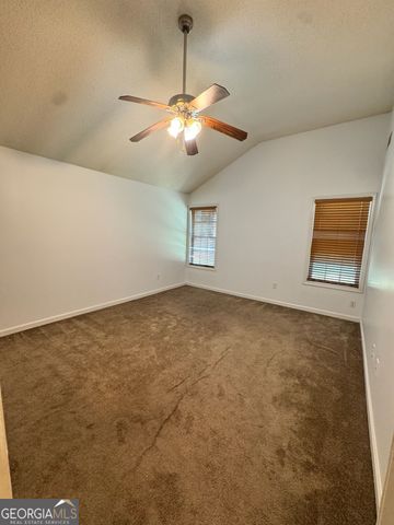 6922 Red Bone Way, Lithonia, GA 30038