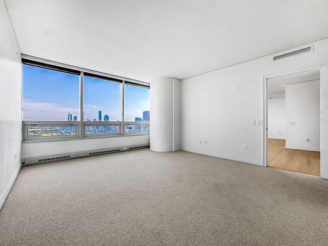 340 E RANDOLPH Street 2905, Chicago, IL 60601