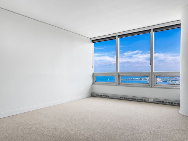 340 E RANDOLPH Street 2905, Chicago, IL 60601