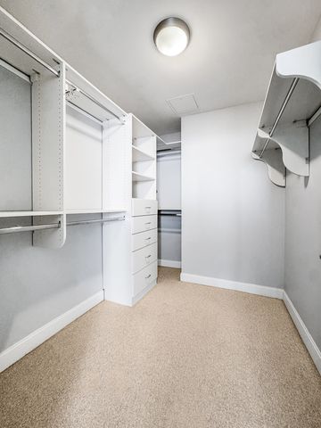 340 E RANDOLPH Street 2905, Chicago, IL 60601