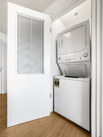 340 E RANDOLPH Street 2905, Chicago, IL 60601
