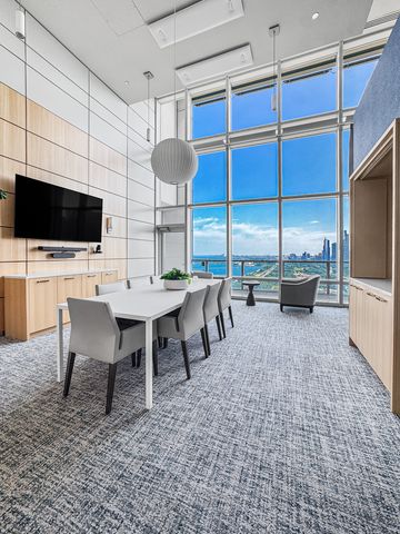 340 E RANDOLPH Street 2905, Chicago, IL 60601