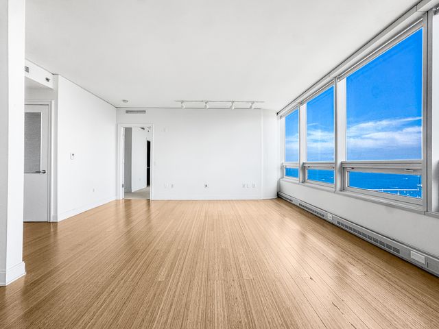 340 E RANDOLPH Street 2905, Chicago, IL 60601