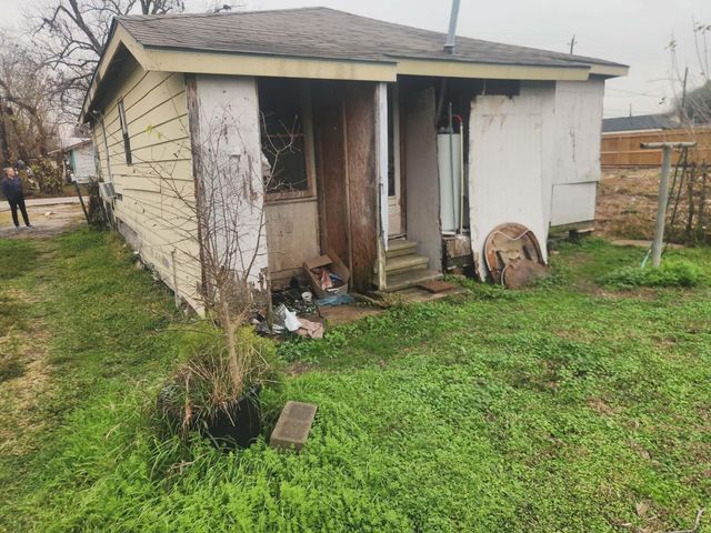 7821 Ethel Street, Houston, TX 77028