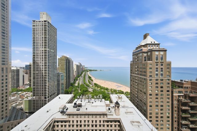 159 E Walton Place 22A, Chicago, IL 60611