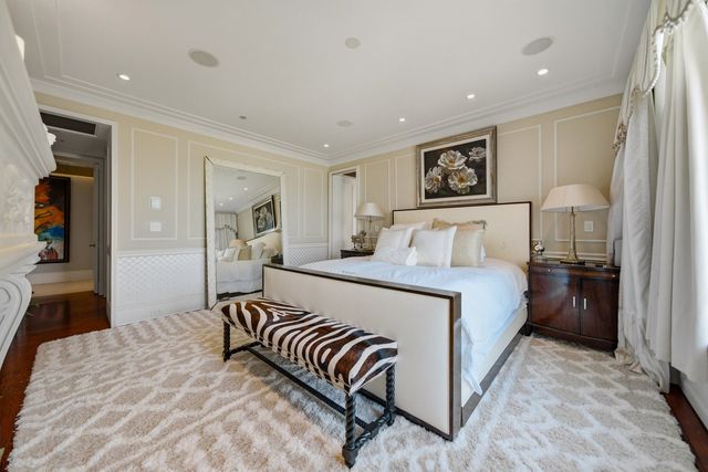 159 E Walton Place 22A, Chicago, IL 60611