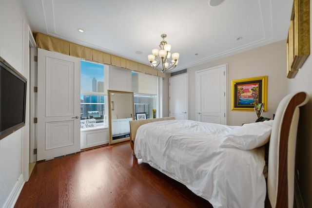 159 E Walton Place 22A, Chicago, IL 60611
