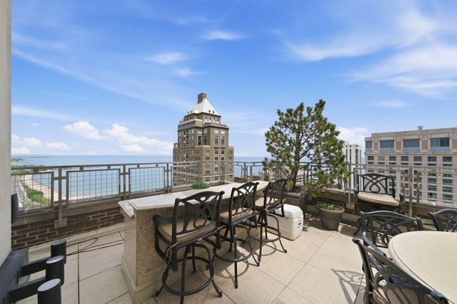 159 E Walton Place 22A, Chicago, IL 60611