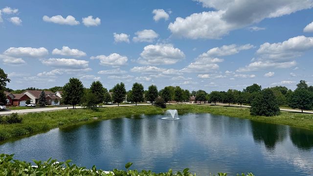 17416 W Fairfax Lane, Lockport, IL 60441